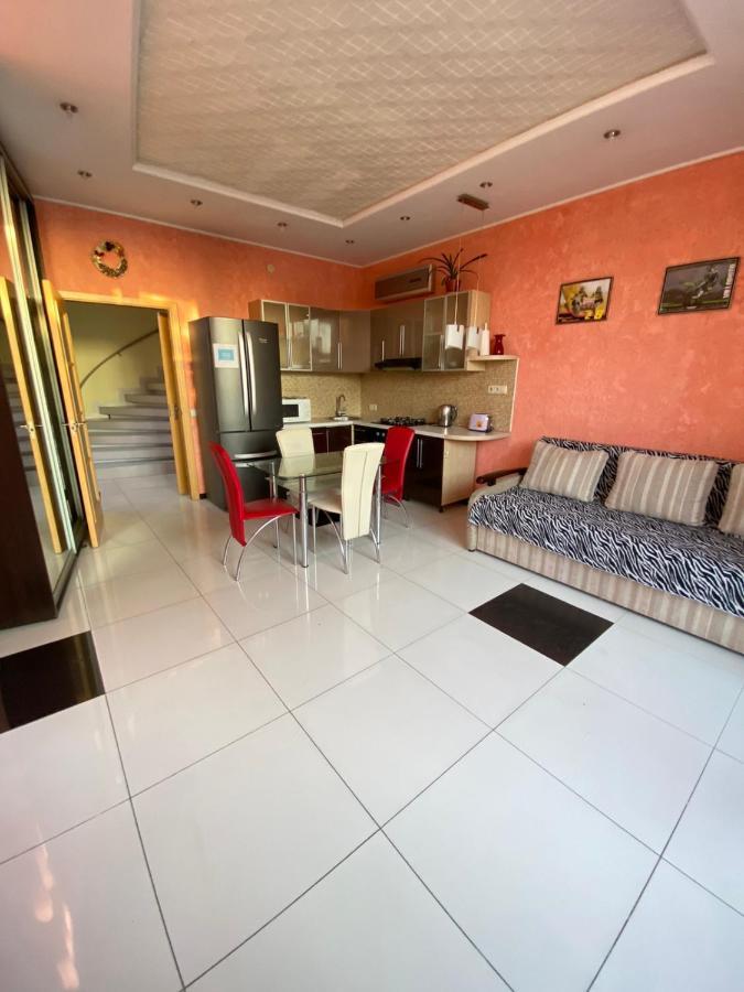 Тownhouse 84 Vila Petropavlovskaya Borshchagovka Exterior foto